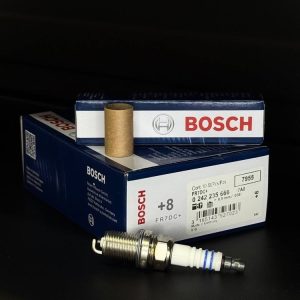 شمع خودرو BOSCH مدل FR7DC+